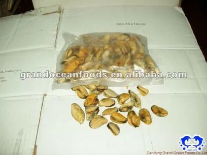 boiled mussel meat seafood