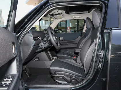 2025 MINI COOPER 1.5T Classic 5Doors