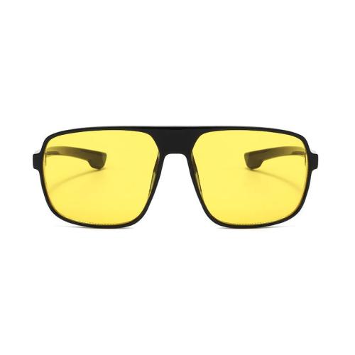 Envoltório amarelo em torno dos óculos de visão noturna para dirigir