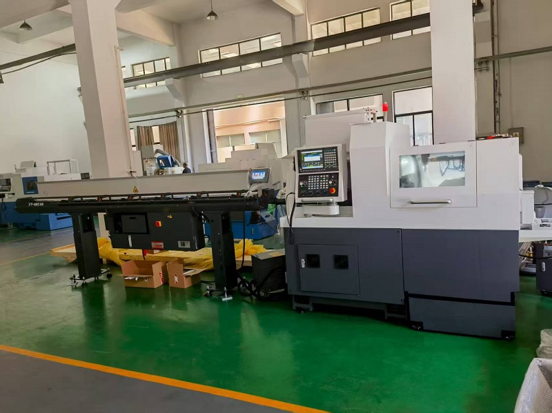 Henghui Mold's high-end CNC equipment has been shipped to Russia, adding new momentum to Sino-Russian precision manufacturing cooperation!