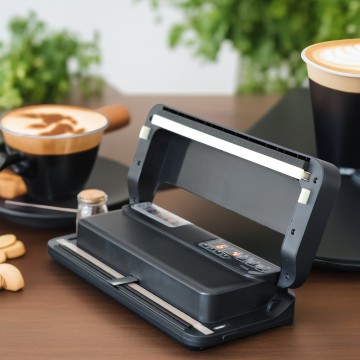 Long-Lasting Freshness Vacuum Food Sealers: Isolate Air and Bacteria