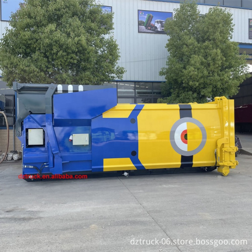 Hook Lift Garbage Truck with Hydraulic Compactor Bins