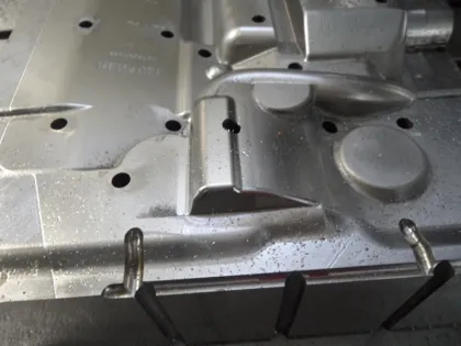 Plastic Injection Mould, Hot Runner System (yudo, hasco)