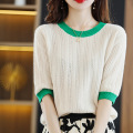Round neck multicoloured cut-out pullover sweater