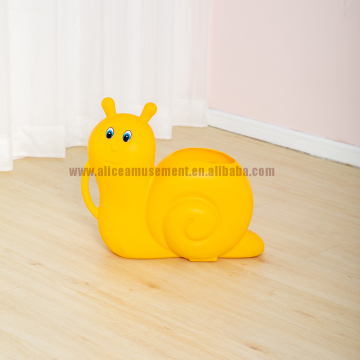Animal Modeling Kindergarten Furniture: Colorful Plastic Trash Can for Children