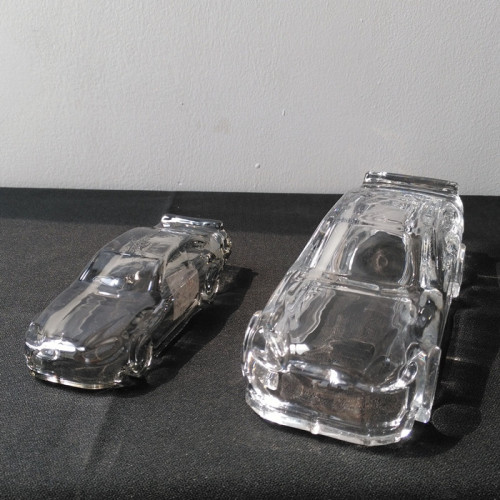 Elegant Decor Crystal Glass Car Model