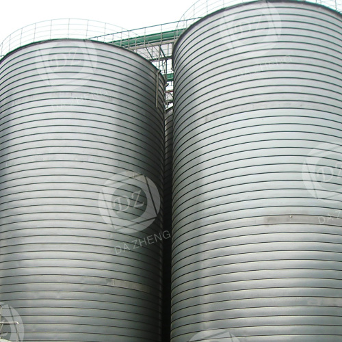 Склад за стоманени плочи за материали на сайта