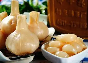 salty garlic, pickled garlic