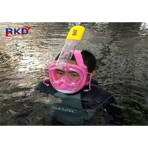 New Scuba Set  Breathing Snorkel Mask
