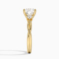ဇိမ်ခံ 4Ct Cushion သုံးကျောက်ထစ်လက်စွပ်ကိုဖြတ်