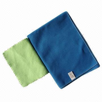 Lens cleaning cloths, customized colors and sizes are accepted