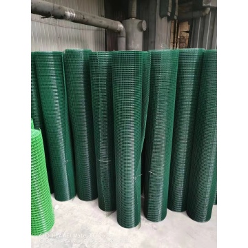 Rollo de malla de alambre de hierro soldado galvanizado de PVC