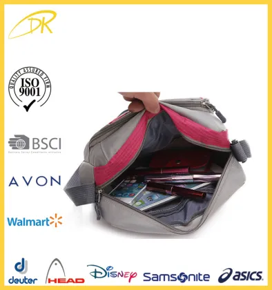 Quanzhou messenger college student shoulder bag, cheap men crossbody bag