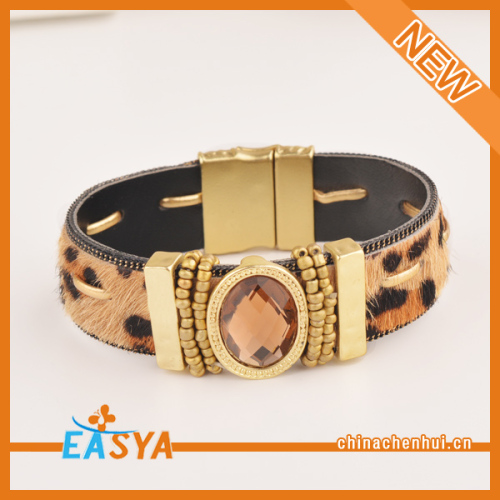 Moda venta caliente Wristwear Leopard Print plateado reloj de oro en forma de pulseras amplia