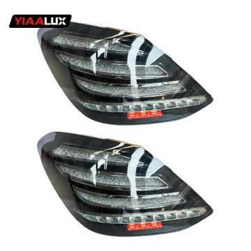 High Quality Dynamic Scanning Taillight 12V for Benz W205 2014-2019 - Plug and Play Black LED Taillight for Maybach