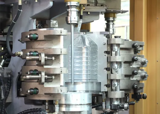 Water / Oil Automatic Bottle Blowing Machine With Large Pet Container 6000bph China