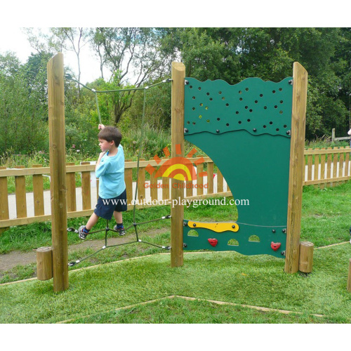 Kletterwand-Holzverkleidungs-Bergsteiger-Spielplatz-Struktur