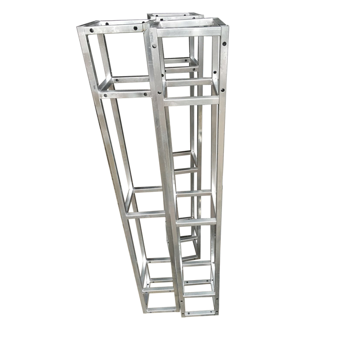 حلول تصميم الجمالون الفولاذية الاحترافية