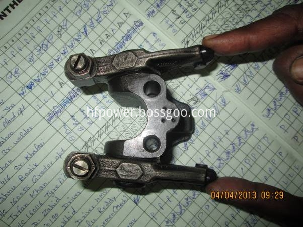 BF6M1013E rocker arm assembly