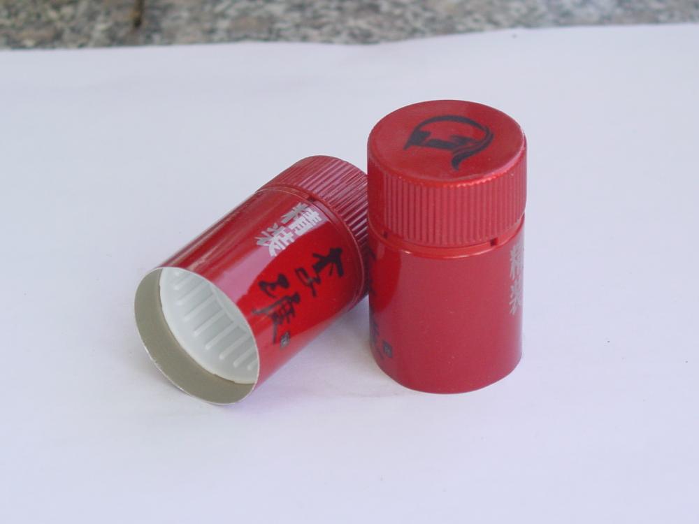 Liquer 32x44mm bottle closures