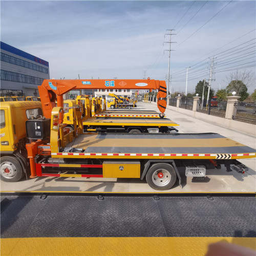 Dongfeng Dorica Plat Bde Tow -Truck с краном