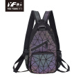 Custom Lingge Luminous Reflective Cross Body Chest Bag Waterfeste holographische Mode geometrische PU Leder Außen wasserdicht