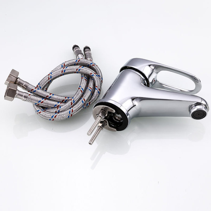 Sleek 40mm Electroplated Faucet for Single Mounting