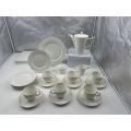 Ceramic tableware that embodies traditional craftsmanship