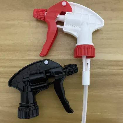 Red D Type 28mm Cleaning Agent Chemical Mist Sprayer with 360 Degree Rotating Nozzle