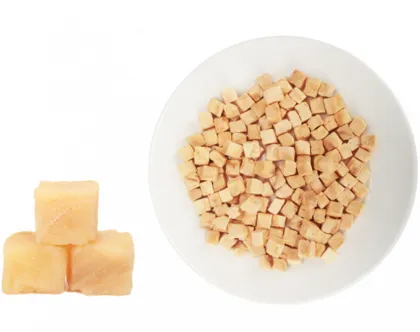 Pet Salmon Freeze-dried Granule Teeth Grinding Snacks.