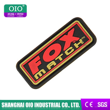 OIO Wholesale Best-seller Fashion Design Decorative Practical Injection Technics Label With Embossed Logo For Garments