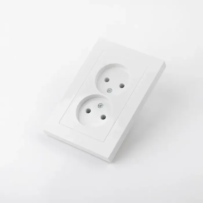 Stopkontak Soket Ganda Standar UE 16A 220V