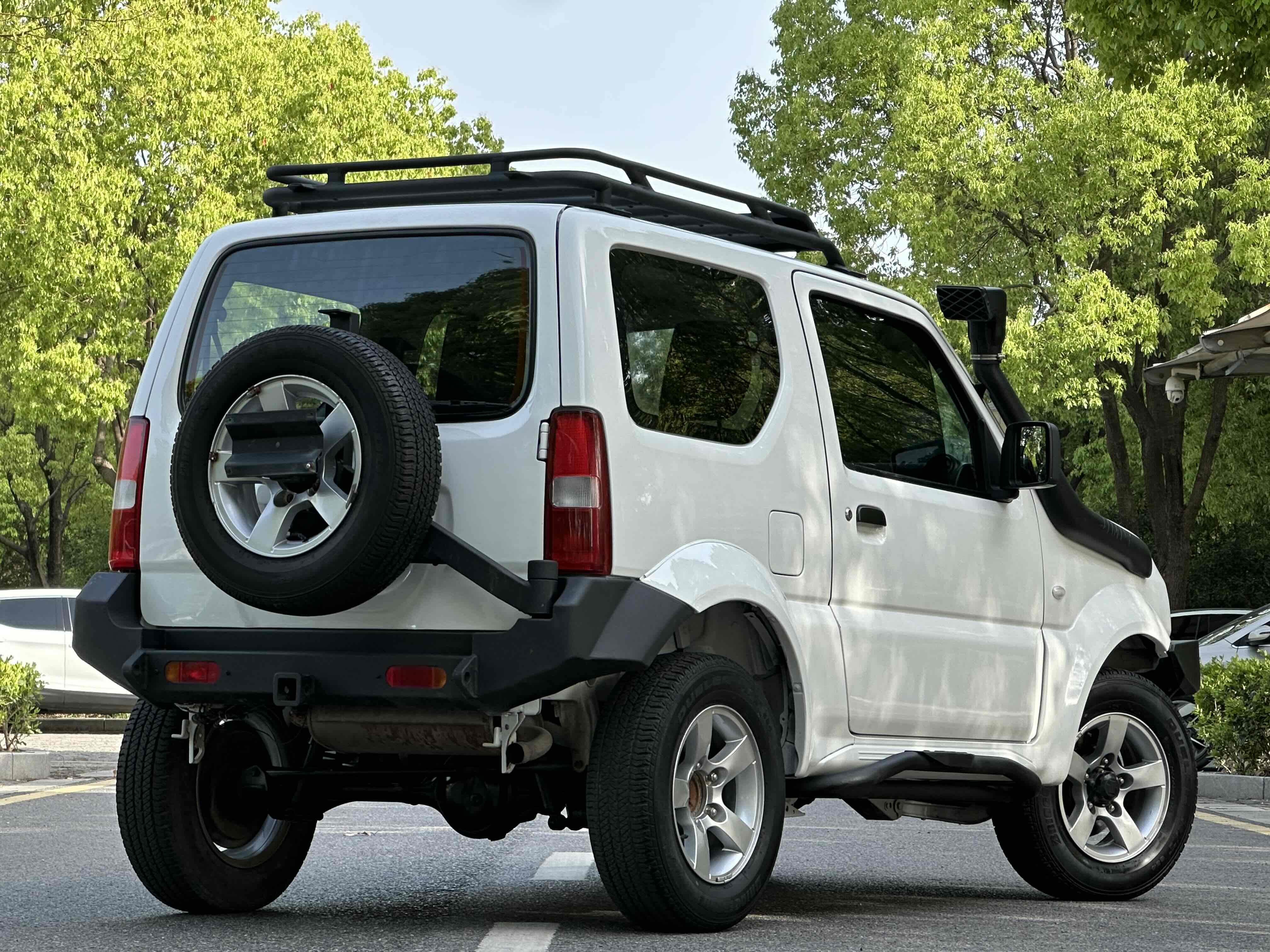 Suzuki Jimny (9)