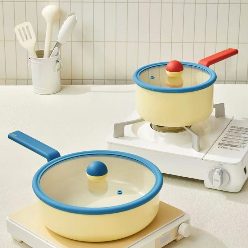 Stylish Anime-Themed Dinnerware Collection
