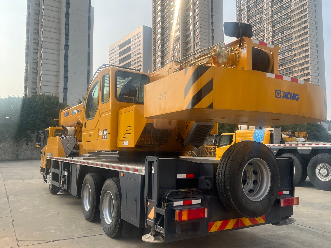 XCMG 25Ton QY25K5 truck crane