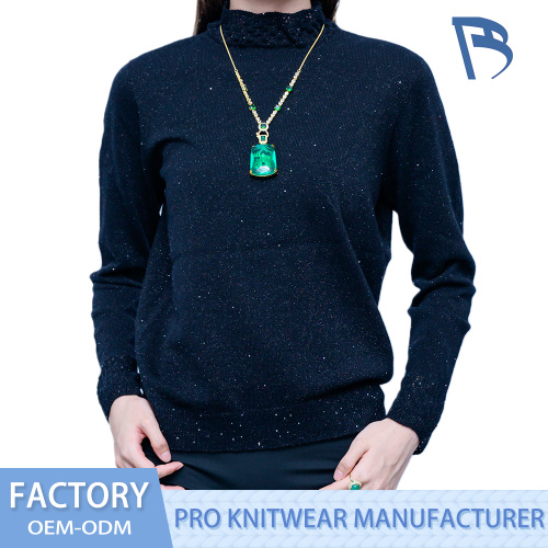 Áo len cổ cao liền mạch được làm