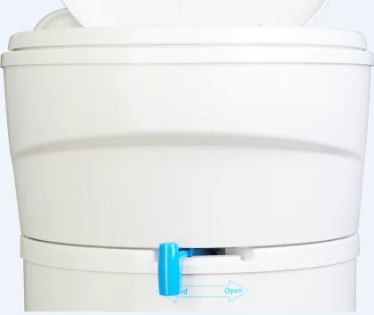 Gravity Flushing Cassette Toilet Anti-Stinky with Roller Waste Holding Tank for RVs and Yachts W5000