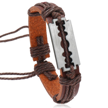 Gelang antik kulit steampunk lelaki dengan pesona pisau cukur yang boleh dilaraskan