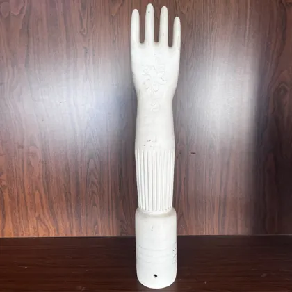 Environmentally friendly gloves molding mold