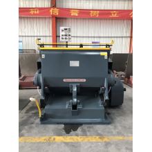 Semiautomatic platen diecutting creasing machine