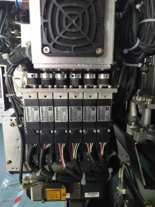 Juki Ke2070L High Speed ​​Chip Cutting Machine