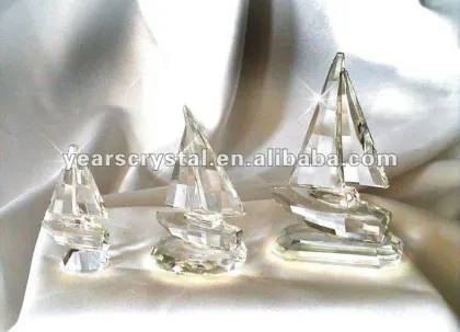 pure clear crystal sailing boat/sailing ship/sailing vessel/junk models with engraved (R-1056