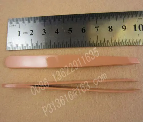 nail tweezers