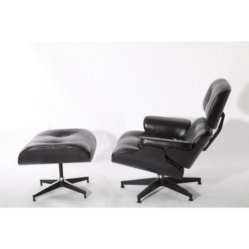 Replika fotela Eames Lounge w całości w kolorze czarnym