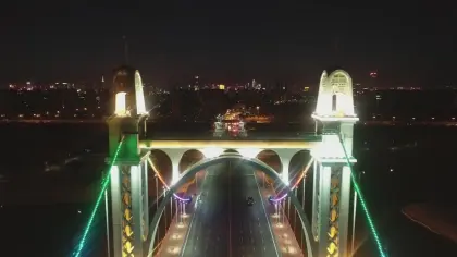 Pedestrian bridge design  truss bridge