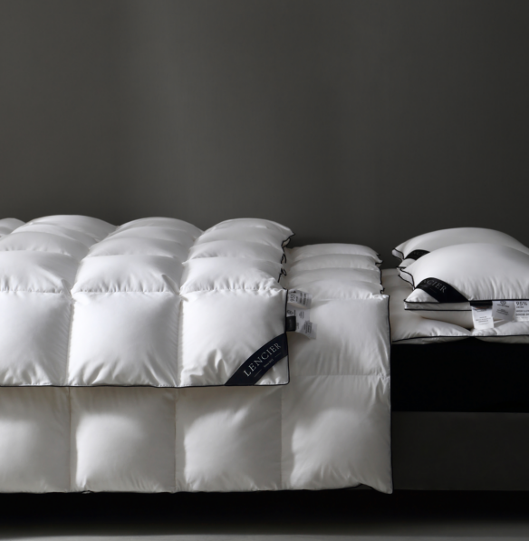 Luxury Hotel White Silent Down Comforter