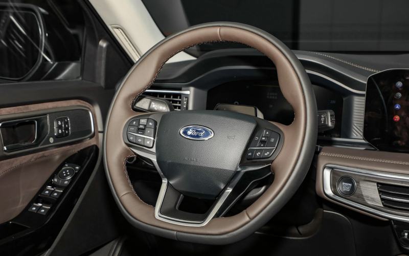 Ford Explorer Ford Explorer