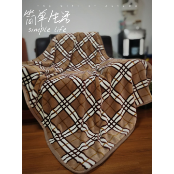 Chăn nỉ dày siêu mềm bằng vải polyester kẻ sọc