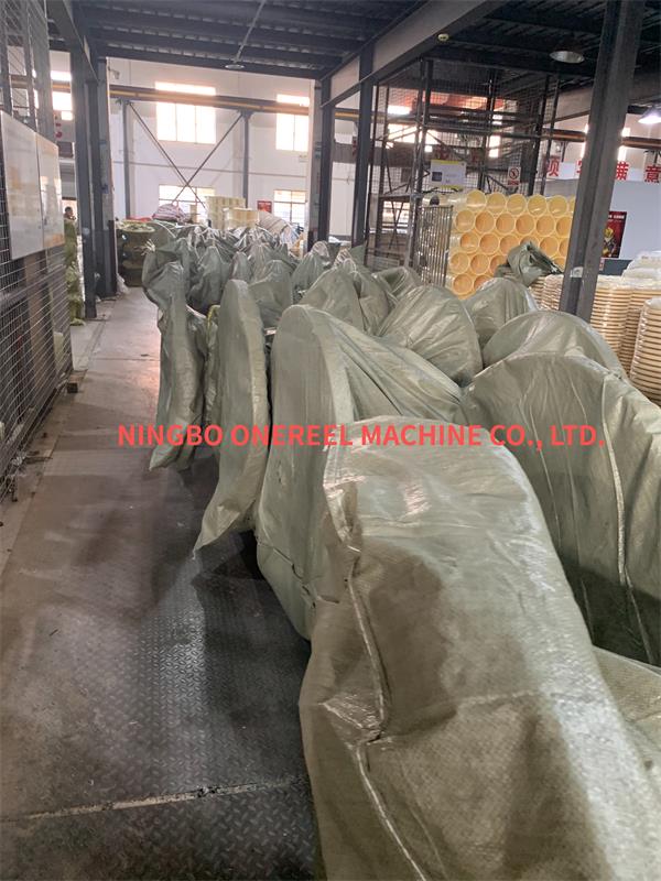 1250 Plastic Reel (2)