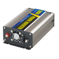 Inverter di potenza a onda sinusoidale pura da 4000W con caricabatterie